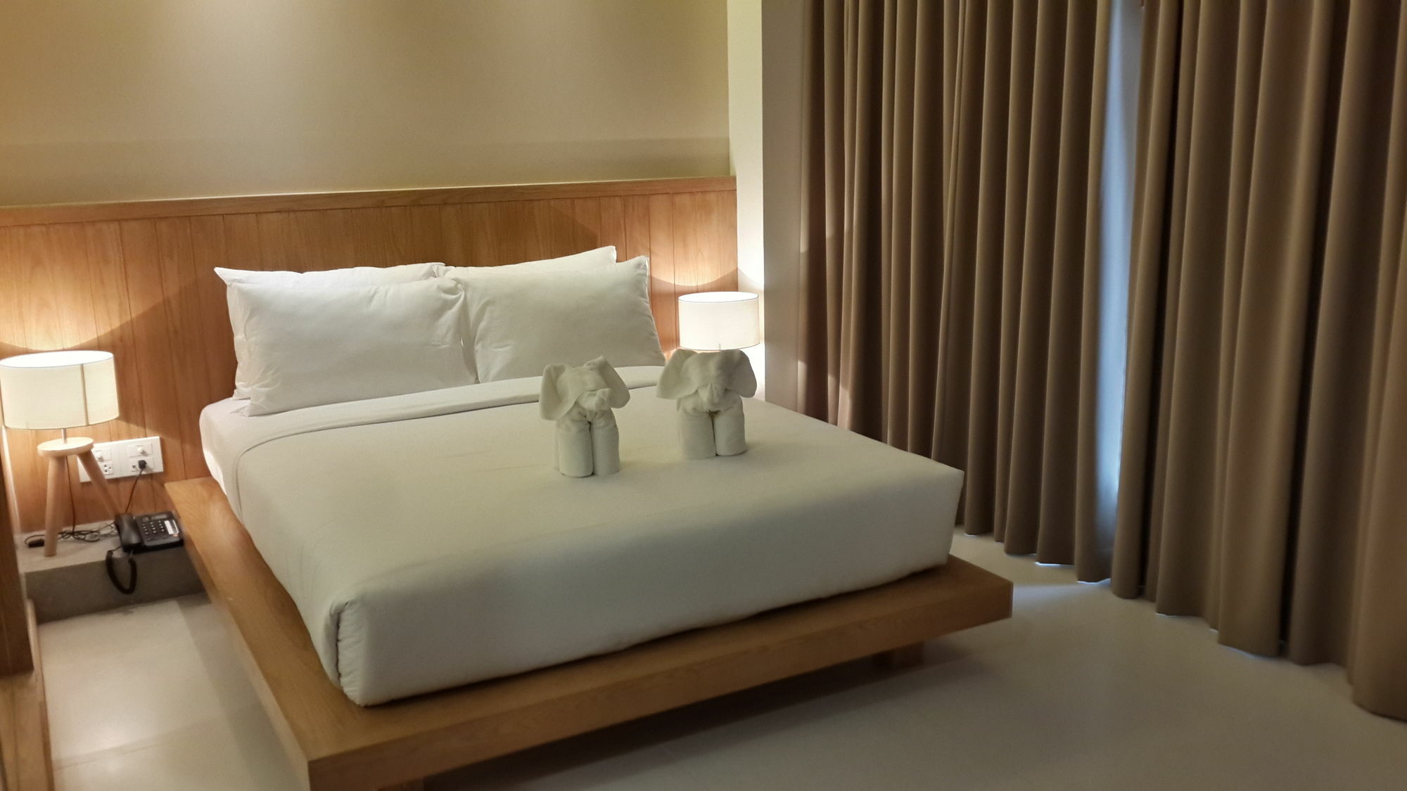 Hotel W14 Pattaya Extérieur photo